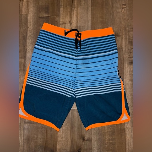 Hurley Other - Hurley Boys Board-shorts NWOT Size 16